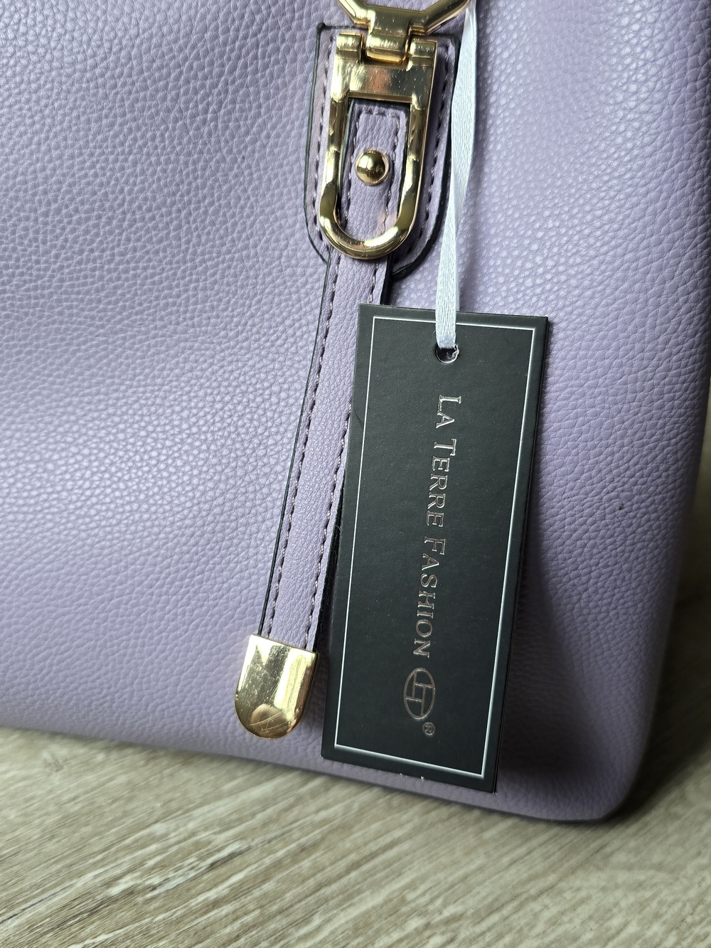 Lavender Structured Satchel Handbag - Picture 2 of 8
